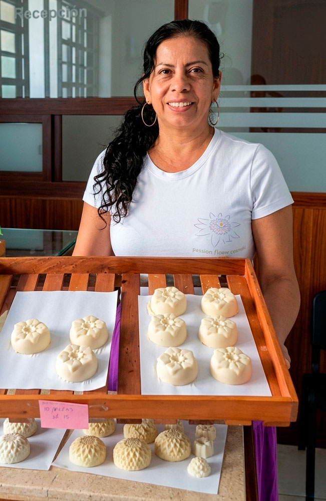 Jabones con esencias florales